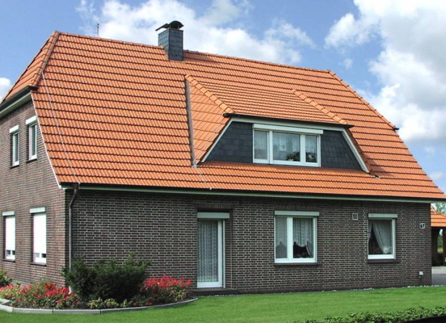 Особенности кровли из керамической черепицы