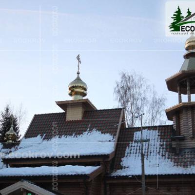 Керамическая кровля храма. Сергиев Посад. 2013 год