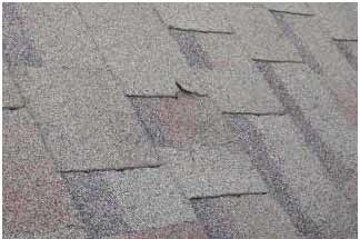 Механические повреждения сланцевой черепицы