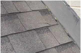 Диагональное повреждение сланцевой плитки